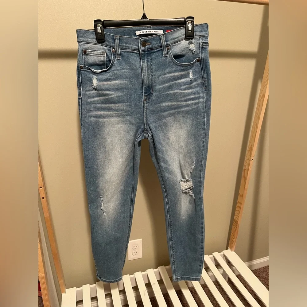 Celebrity Pink The Spice Distressed Denim Skinny‎ Jeans Size 11/30